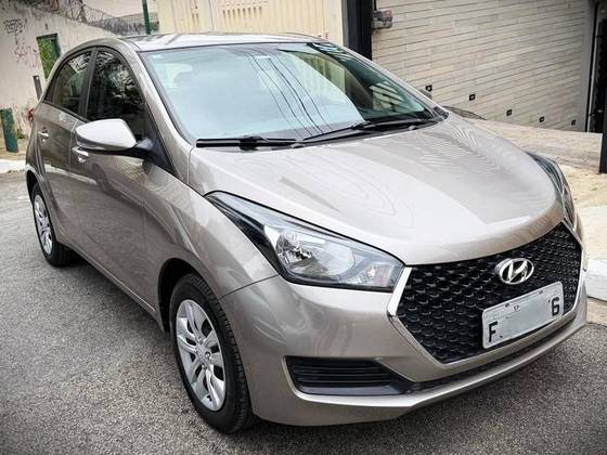 HYUNDAI HB20 1.0 COMFORT PLUS 12V FLEX 4P MANUAL